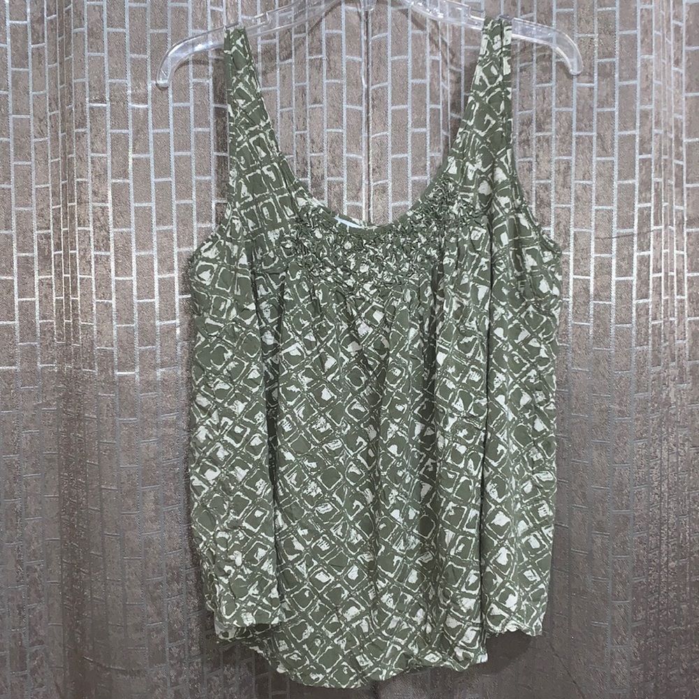 Avenue Tank 18/20